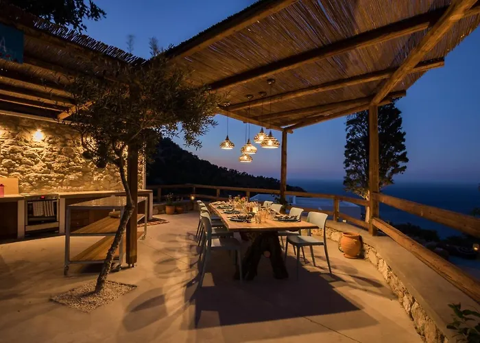 Two Goats * Kirá Panajá